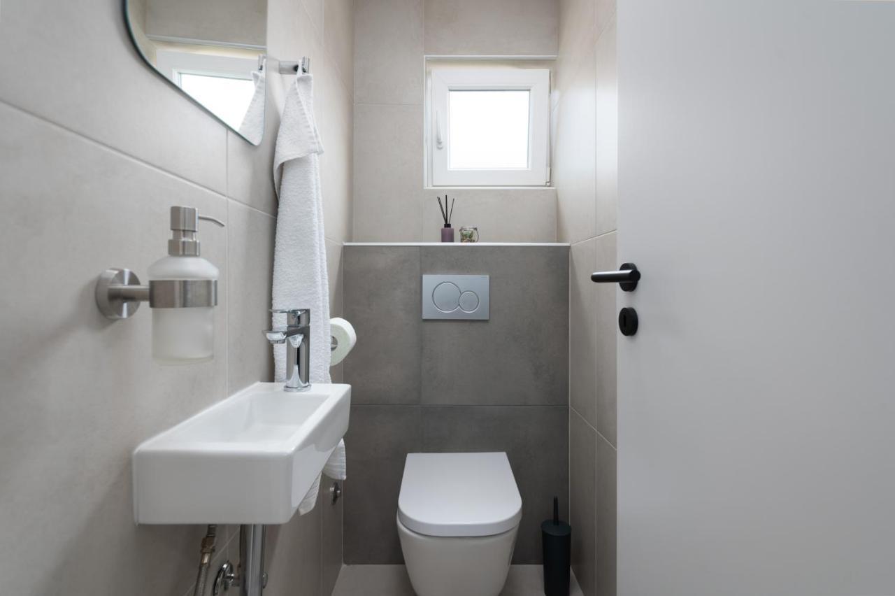 רוביני Ampelea Apartment מראה חיצוני תמונה