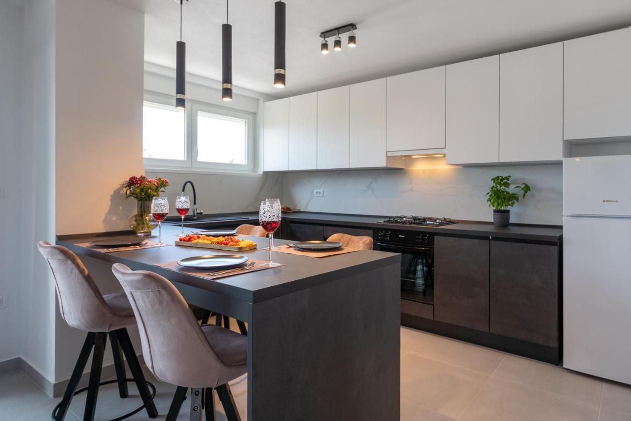 רוביני Ampelea Apartment מראה חיצוני תמונה
